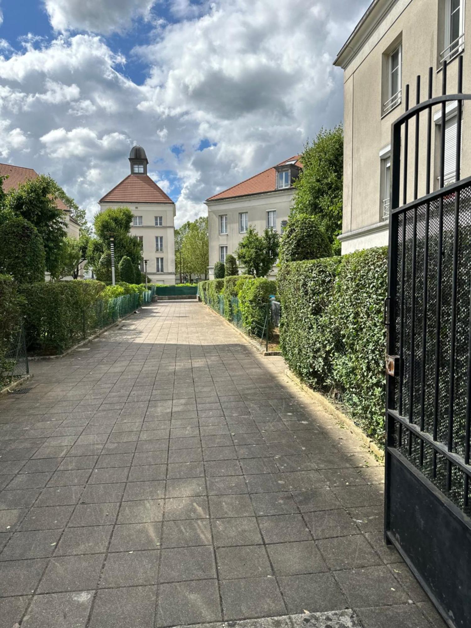 6Personne,10Mn De Disney,30Mn De Paris,Parking Бюсси-Сен-Жорж Экстерьер фото